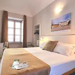 Green Class Hotel Astoria