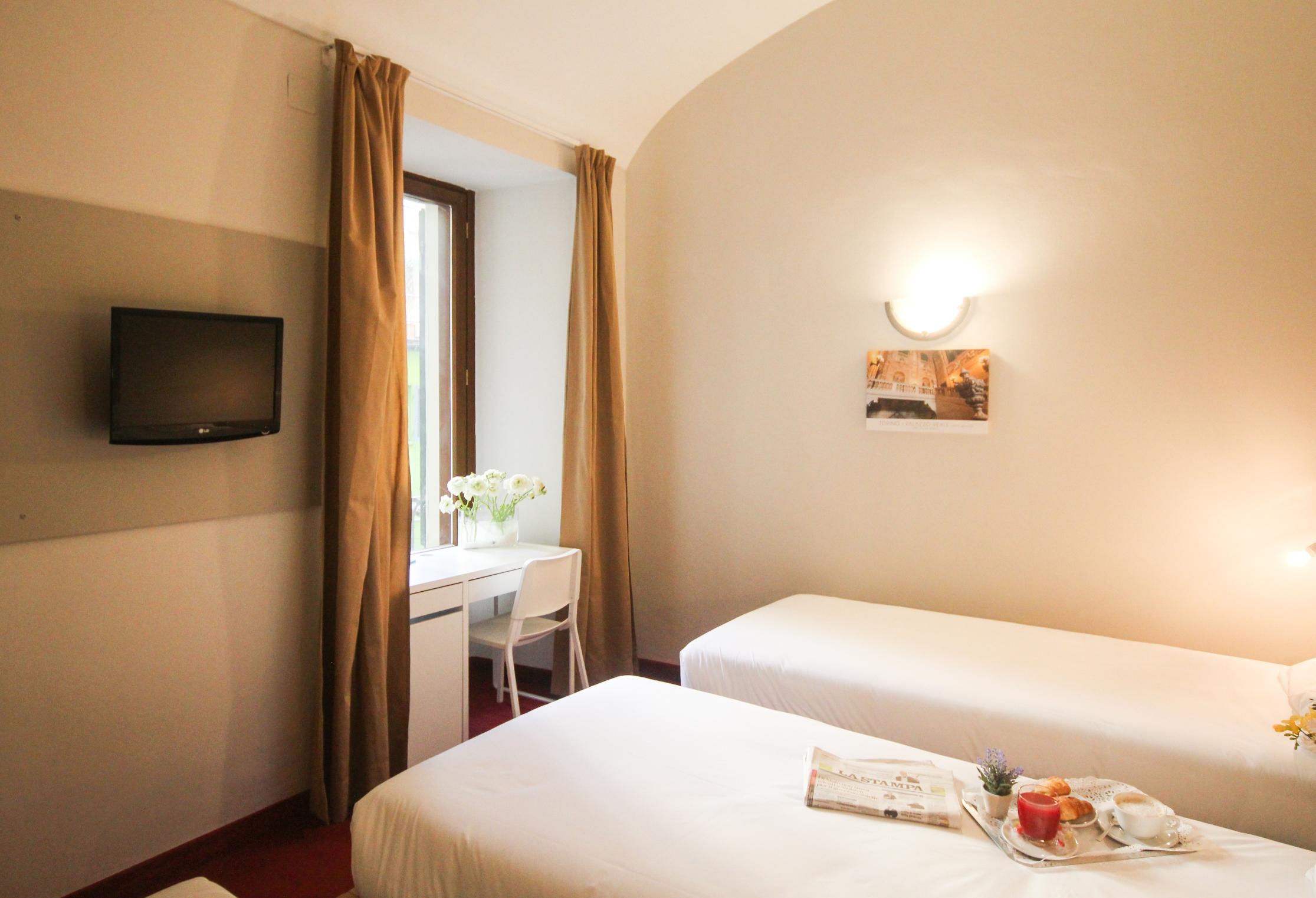 Class Astoria Hotel 3*