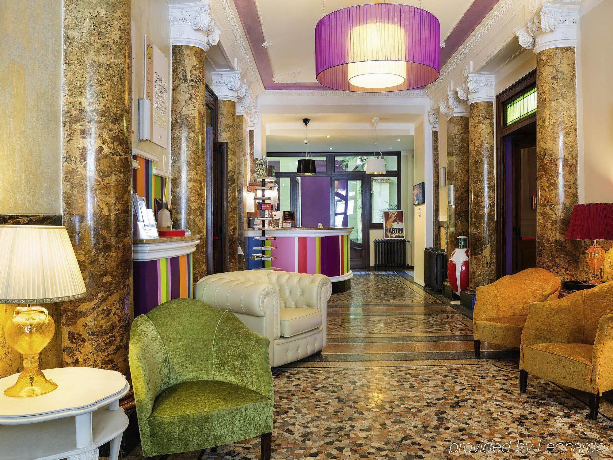 Class Astoria Hotel 3*